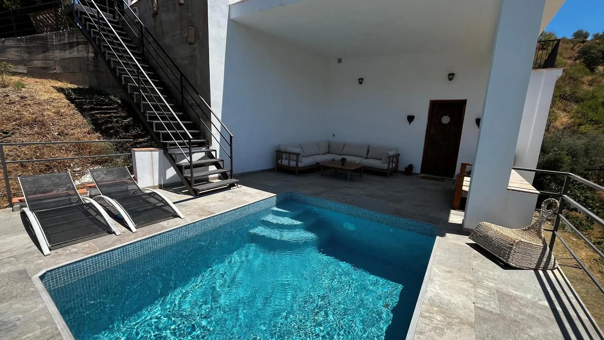 Villa Trompetilla Montes De Malaga With Yoga Studio And Spa